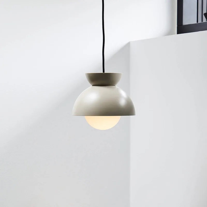 Vlinder hanglamp, grijs, Ø 29 cm van Frandsen in Grijs mat – productfoto