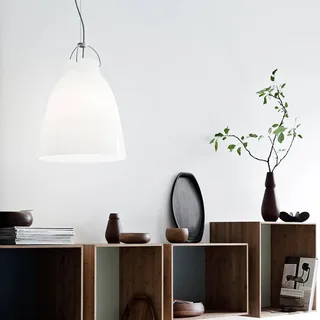 Caravaggio P2 Opalglas Ø 25,8 by Fritz Hansen in White – product photo 3 of 3