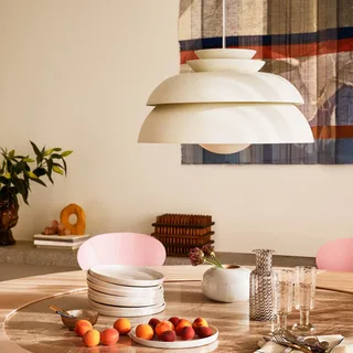 Concert P3 hanglamp Ø 55 cm fra Fritz Hansen i Hvid – produktbillede 2 af 3