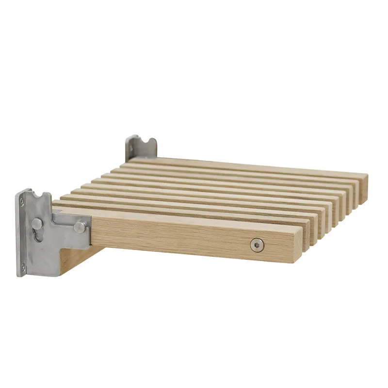 Cutter Wandstuhl Eiche natur von Fritz Hansen – Produktfoto