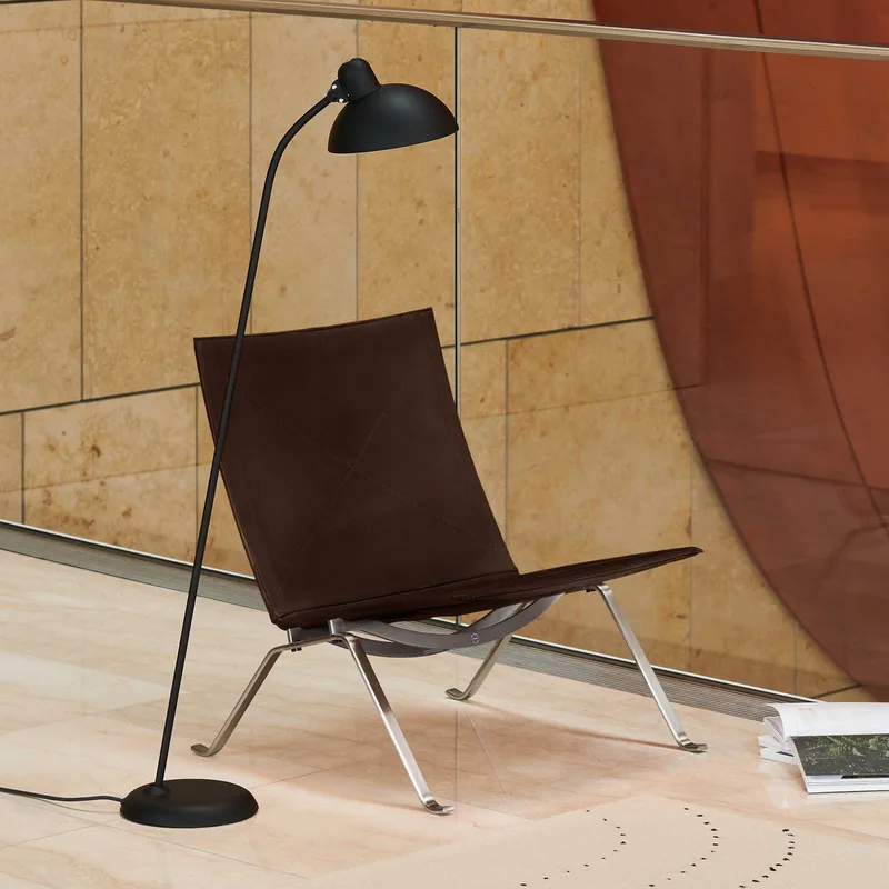 Kaiser Idell 6556-F mat från Fritz Hansen i Svart – produktbild 1 av 3