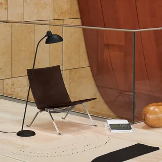 Kaiser Idell 6556-F mat från Fritz Hansen i Svart – produktbild 2 av 3