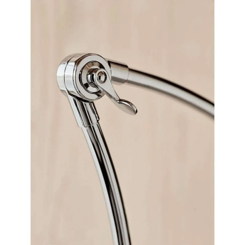 KAISER idell 6559-W Wandlampe messing/schwarz von Fritz Hansen – Produktfoto