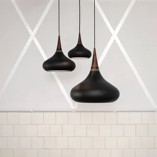 Orient P2 hanglamp zwart/roze Ø 34 cm by Fritz Hansen in Black, Rozenhout – product photo 4 of 4