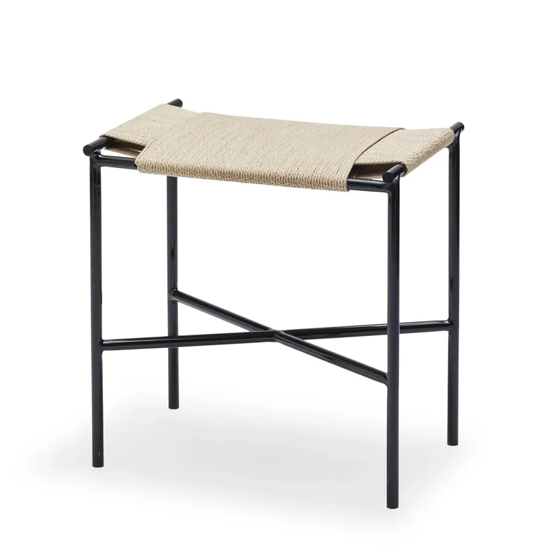 Vent Hocker Schwarz by Fritz Hansen – product photo