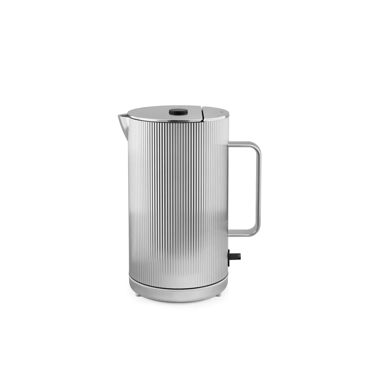 Bernadotte waterkoker van roestvrij staal van Georg Jensen – productfoto