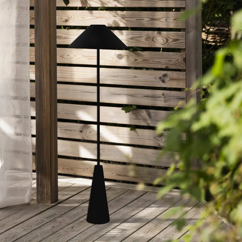 Accu-buiten vloerlamp Cannes, IP54 von Globen Lighting in Schwarz – Produktfoto 2 von 5
