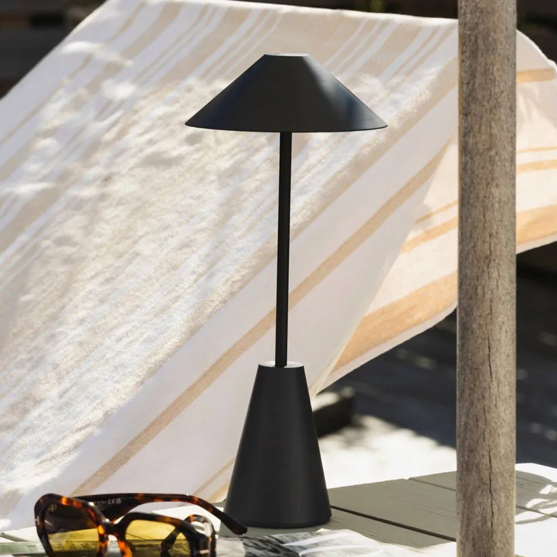 Accu-buitenlamp Cannes, IP54 by Globen Lighting in Black – product photo 2 of 5