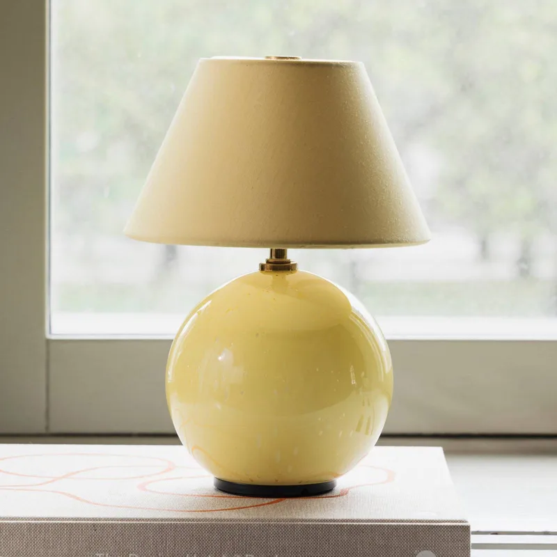 accu-tafellamp IRIS, geel/geel, hoogte 23 cm by Globen Lighting in Yellow – product photo 2 of 5