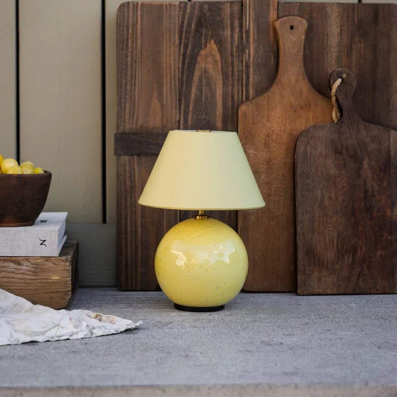 accu-tafellamp IRIS, geel/geel, hoogte 23 cm by Globen Lighting in Yellow – product photo 3 of 5