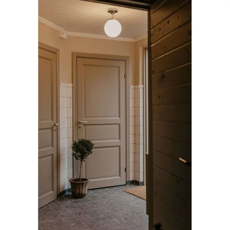 Alley Plafondlamp IP44 Chrome/White von Globen Lighting – Produktfoto
