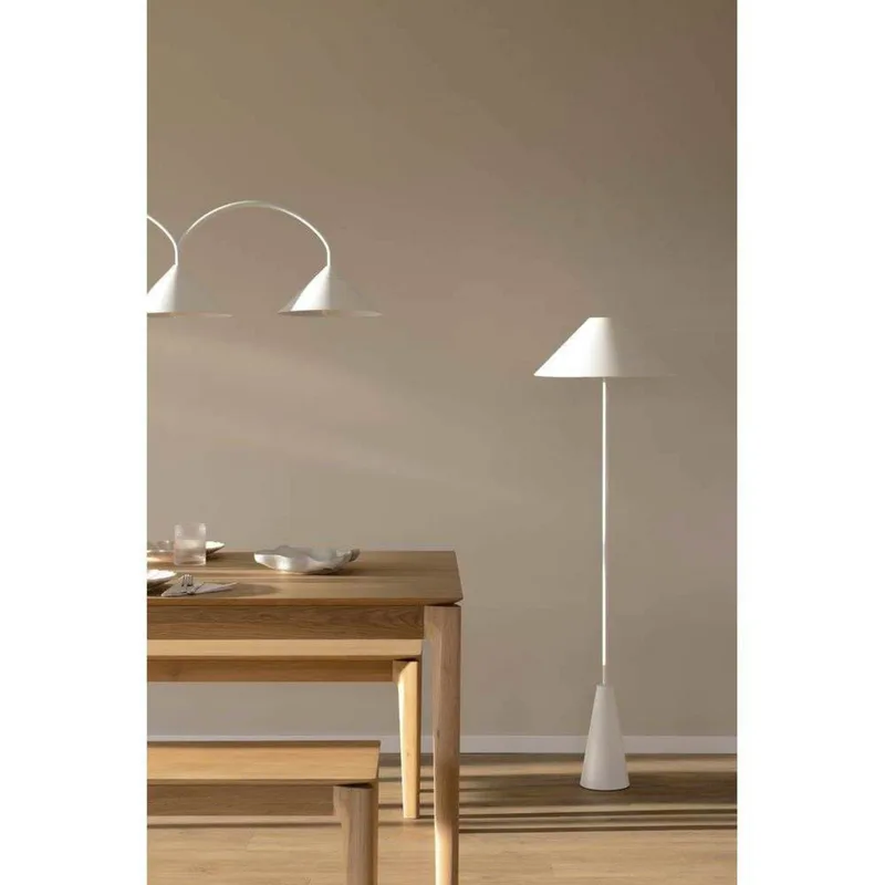 Cannes Vloerlamp White by Globen Lighting – product photo