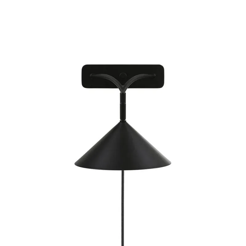 Curve Wandlamp Black fra Globen Lighting – produktbillede