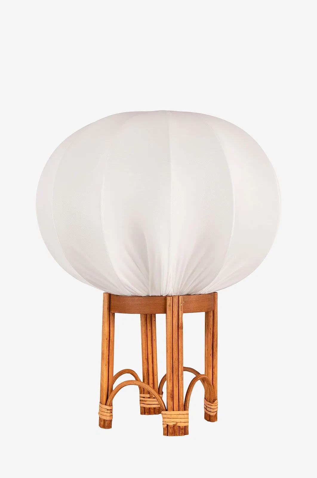 Golvlampa Fiji 38 - Bordslampor - Från Homeroom von Globen Lighting in Weiß – Produktfoto