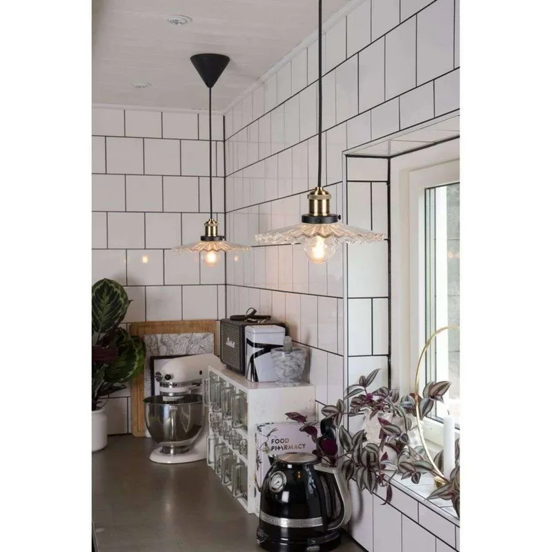 hanglamp COBBLER, helder, Ø 25 cm von Globen Lighting in Helder, Antiek messing – Produktfoto