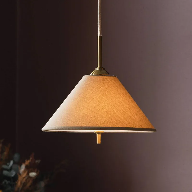 hængelampe IRIS 25 mokkabrun Ø 25 cm fra Globen Lighting i Mokka-bruin, Hvid – produktbillede
