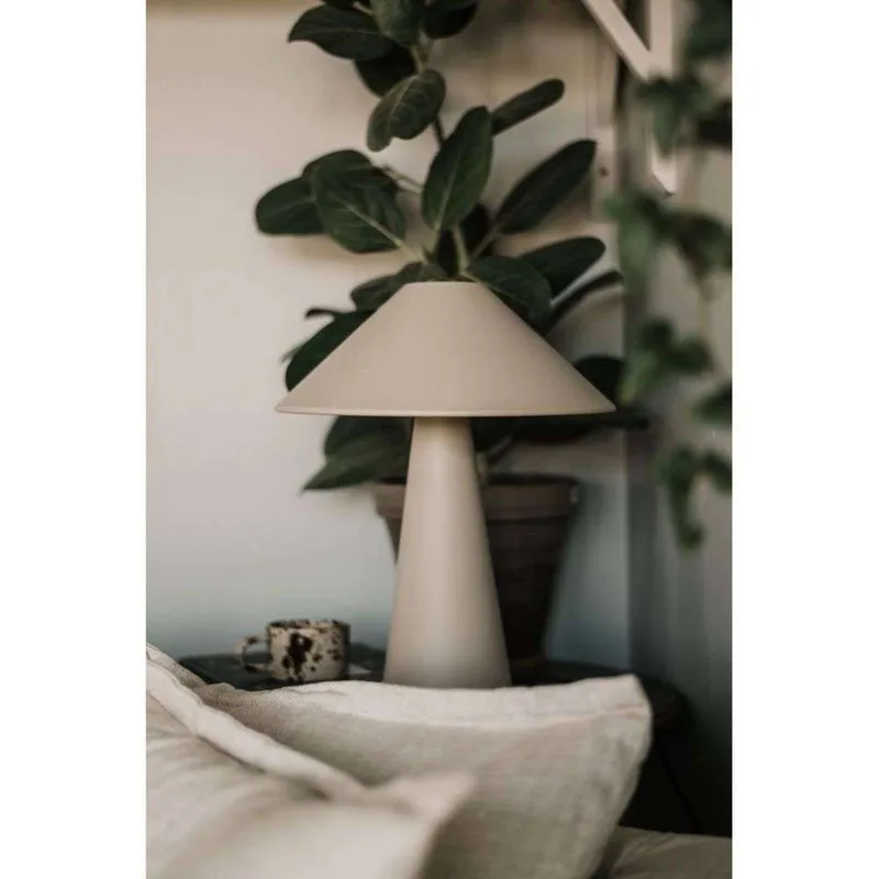 tafellamp Cannes, hoogte 40 cm by Globen Lighting in Beige – product photo 4 of 5