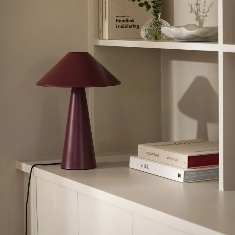 tafellamp Cannes, metaal, hoogte 40 cm by Globen Lighting in Red – product photo