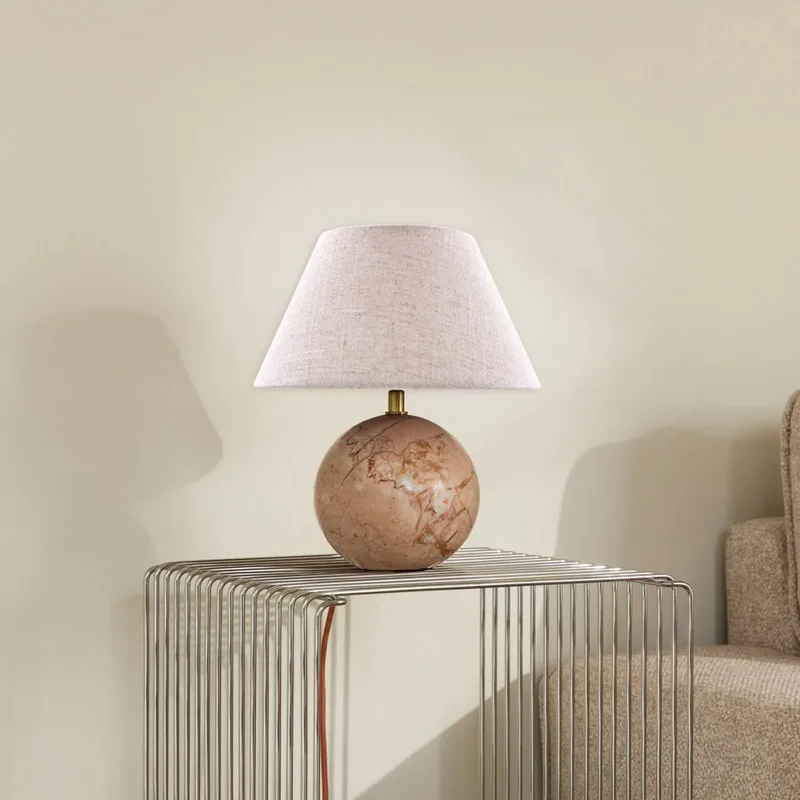 tafellamp Castello, roze/beige, hoogte 28 cm van Globen Lighting in Beige, Roze gemarmerd – productfoto