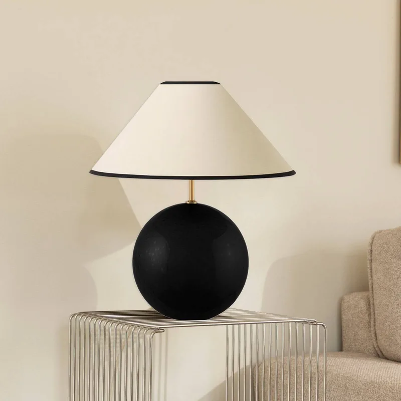 tafellamp IRIS, beige/zwart, hoogte 39 cm van Globen Lighting in Beige, Zwart – productfoto