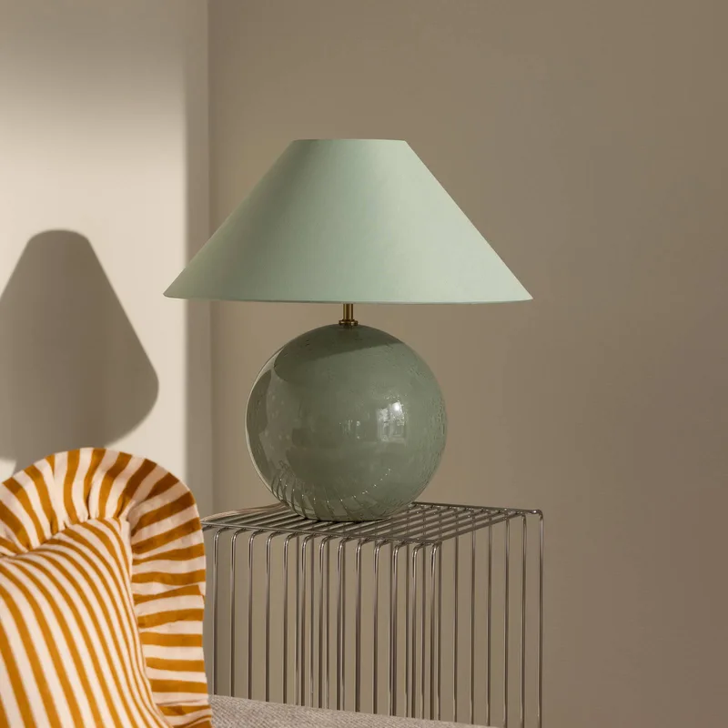 tafellamp IRIS, hoogte 45 cm by Globen Lighting in Green – product photo