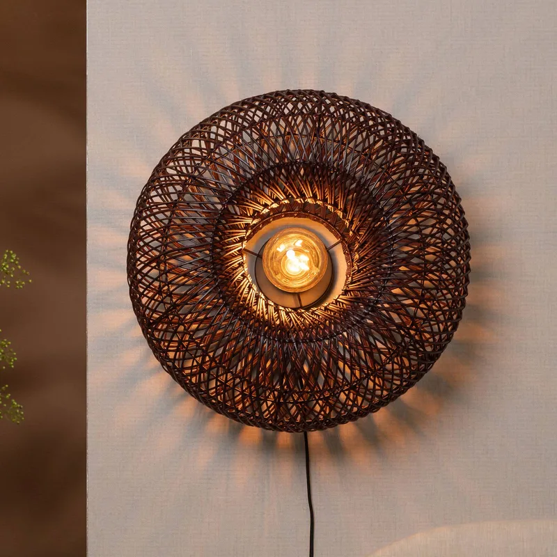 wandlamp Arizona, rood, Ø 50 cm, bamboe, stekker van GOOD&MOJO in Bordeauxrood – productfoto 1 van 5
