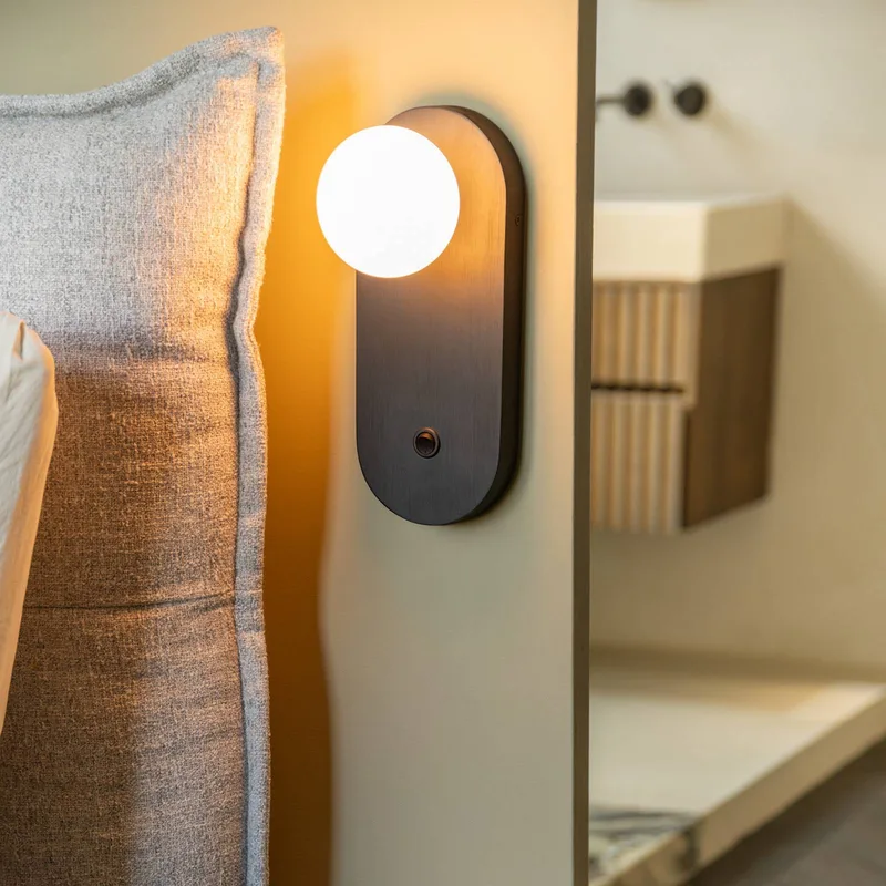 wandlamp Java, glas/bamboe, stekker by GOOD&MOJO in Black – product photo 2 of 5
