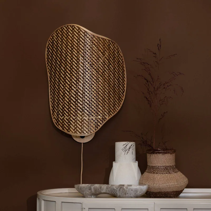 wandlamp Kinabalu, bruin, 50 cm, bamboe stekker fra GOOD&MOJO i Natuurlijk bamboe, Brun – produktbillede 5 af 5