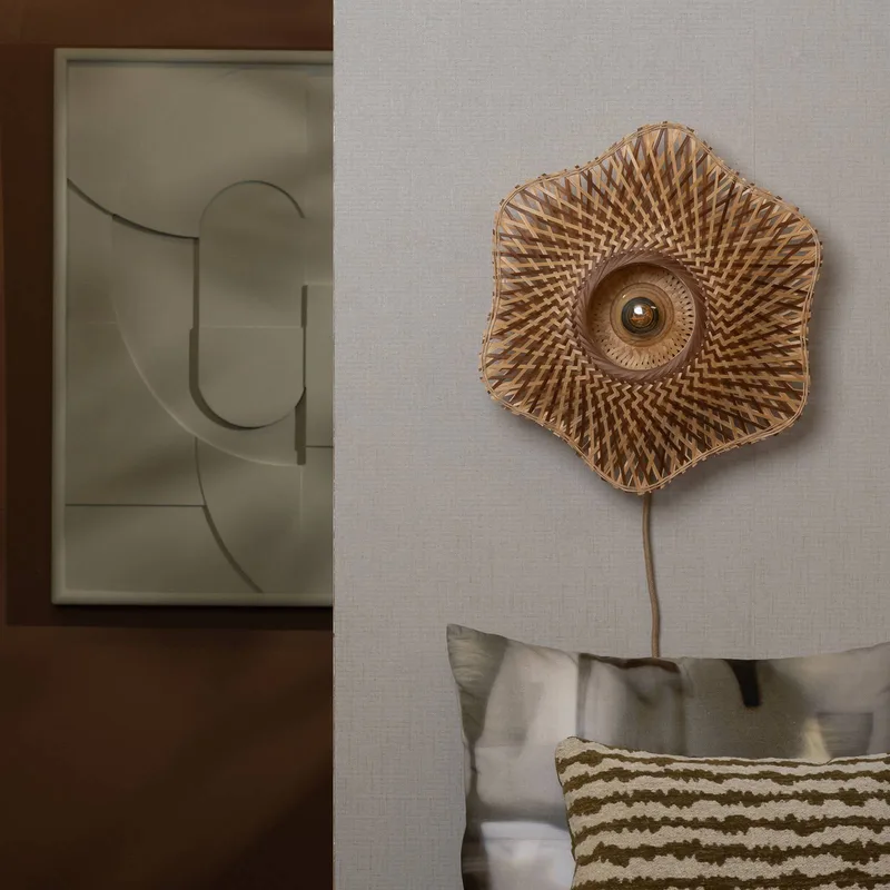 wandlamp Madura, Ø 44 cm, naturel/bruin, stekker van GOOD&MOJO in Licht hout, Bruin – productfoto 2 van 5