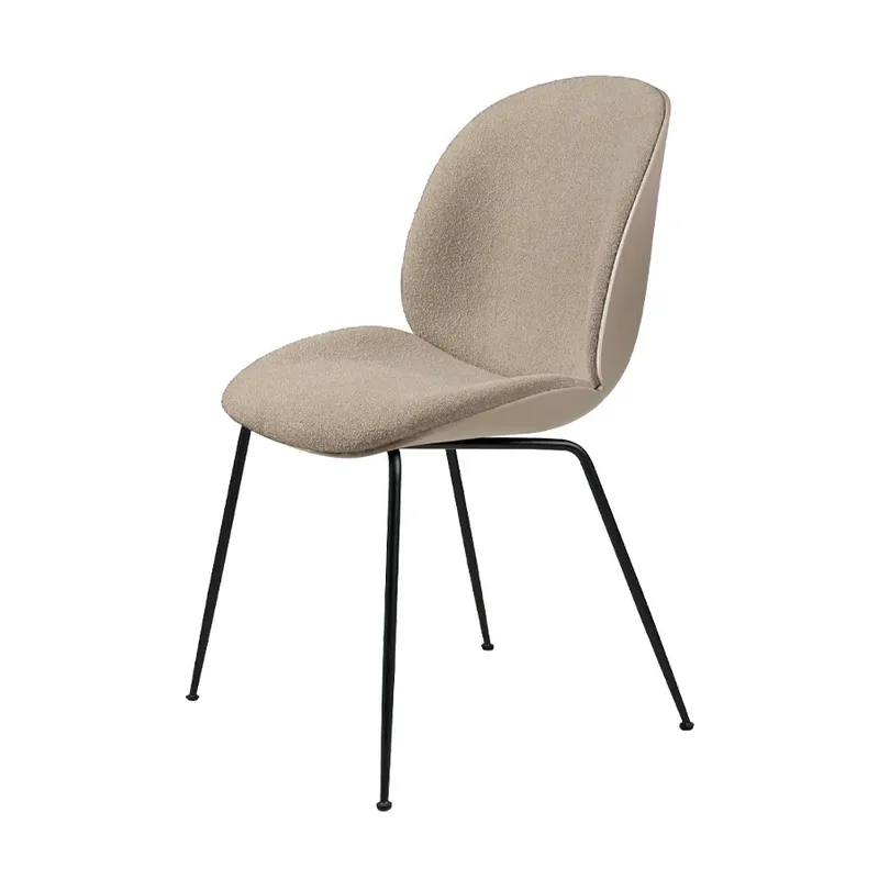 Beetle Front Upholstered Stuhl Stoff light bouclé 003 beige, new beige Sitzschale, Gestell aus schwarzem Stahl by GUBI – product photo