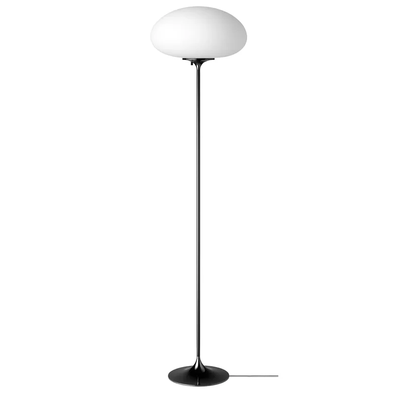 Stemlite Stehleuchte 150cm Black Chrome by GUBI – product photo