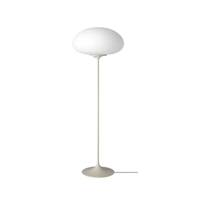 Stemlite Stehleuchte Pebble grey, h.110cm van GUBI – productfoto