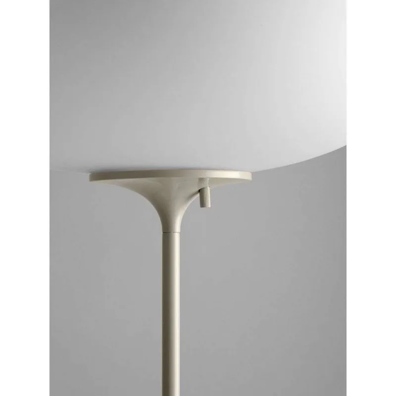 Stemlite Vloerlamp H110 Dimmable Pebble Grey - GUBI - Woonkamer - Metaal von GUBI – Produktfoto