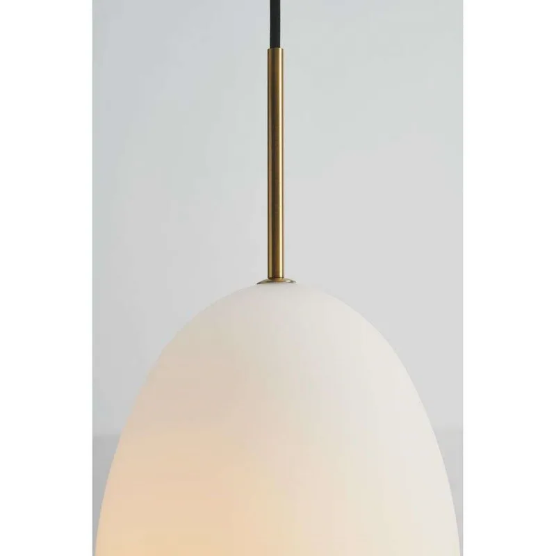 Bodø Hanglamp Ø14 Opal von Halo Design – Produktfoto