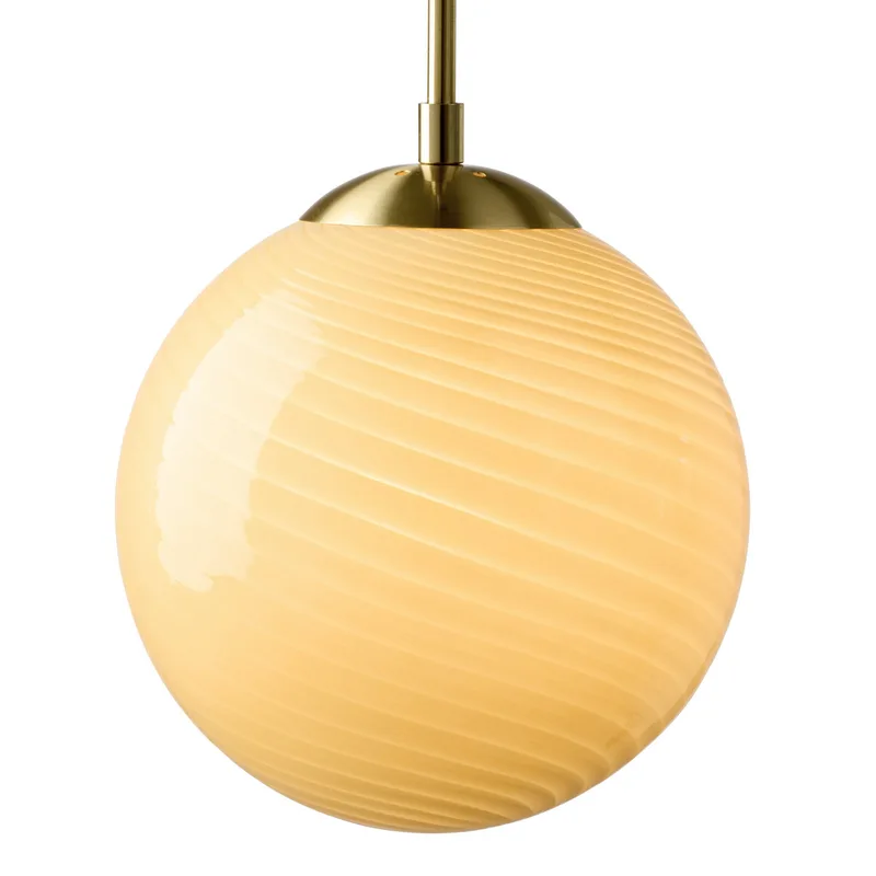 CANDY BALL hanglamp crème/oud messing Ø 30 cm de Halo Design – photo du produit