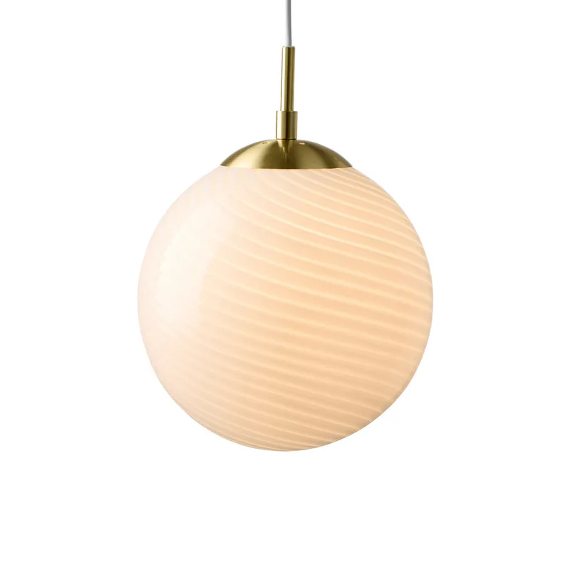 CANDY BALL hanglamp, opaal/oud messing Ø 20 cm från Halo Design – produktbild