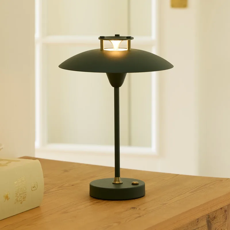 MINI STEPP 1-2-3 accu-tafellamp, groen, IP44 by Halo Design – product photo