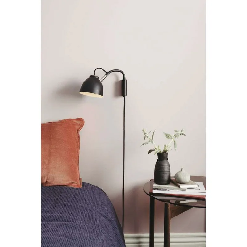 Nivå Wandlamp Grey/Wood by Halo Design – product photo
