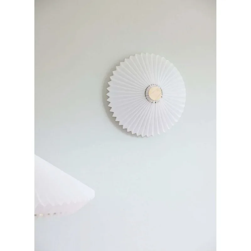 Paris Plafondlamp Ø40 Clean White/Antique från Halo Design – produktbild