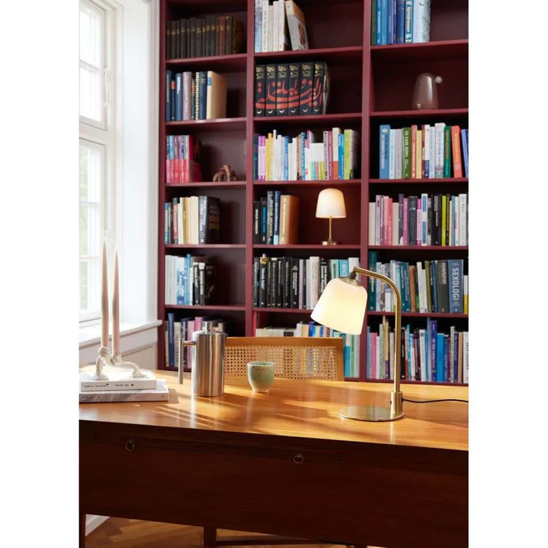 Room 49 Tafellamp Antique Brass/Opal by Halo Design – product photo