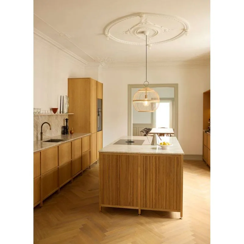 Stockholm Nordic hanglamp, Ø 50 cm, hout van Halo Design – productfoto