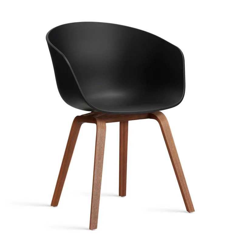 About a Chair 22 2.0 Stuhl Schwarz lackiertes Walnussgestell by HAY – product photo