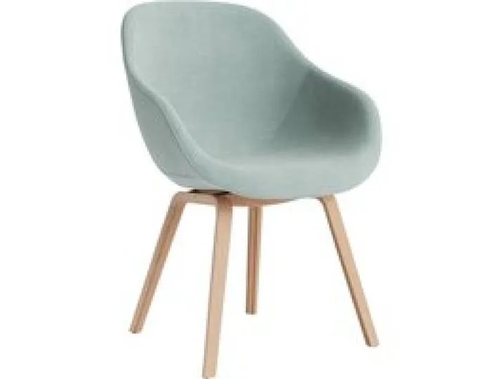 About A Chair AAC 123 by HAY – product photo
