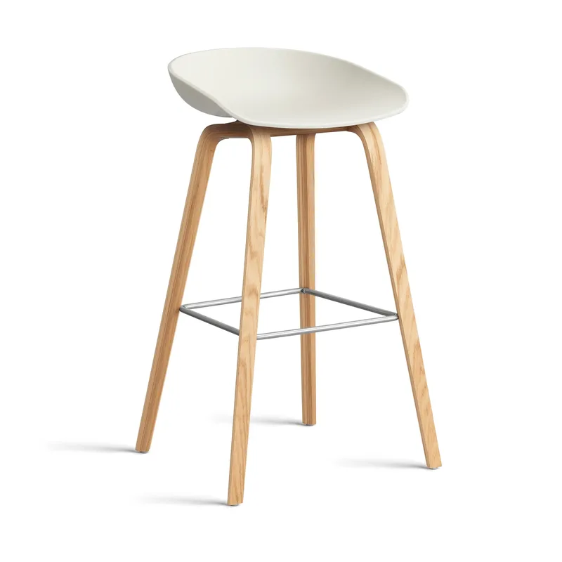 About a Stool 32 High Barhocker lackiertes Eichen­gestell 2.0 Melange cream-Edelstahlstütze by HAY – product photo