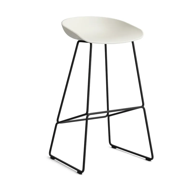 About a Stool 38 High Barhocker 2.0 Melange cream-schwarzes Stahlgestell från HAY – produktbild