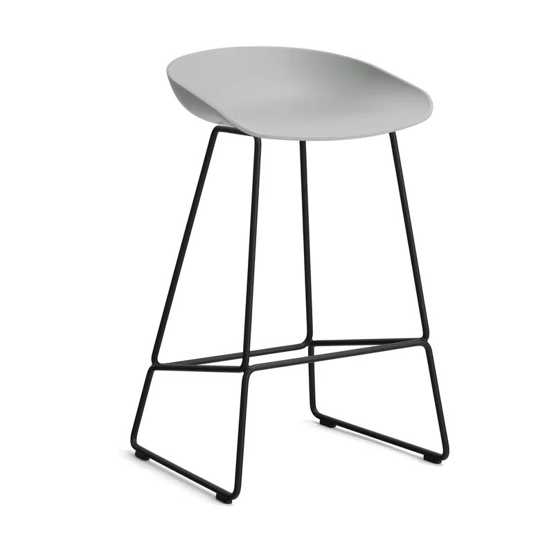 About a Stool 38 Low Barhocker 2.0 Concrete grey-schwarzes Stahlgestell by HAY – product photo