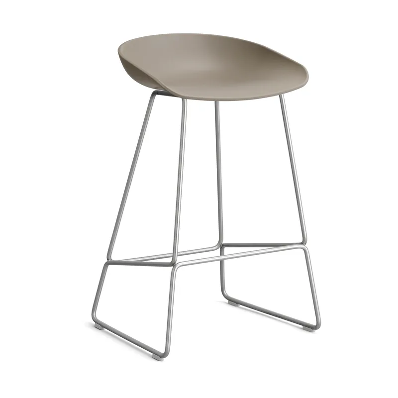 About a Stool 38 Low Barhocker 2.0 Khaki-Edelstahlgestell från HAY – produktbild