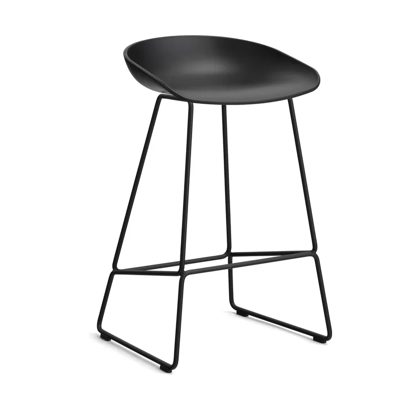 About a Stool 38 Low Barhocker 2.0 Schwarz-schwarz Stahlgestell by HAY – product photo