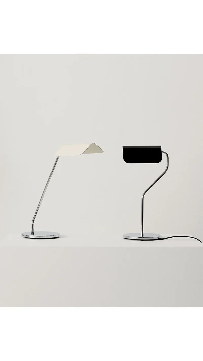 Apex Bureaulamp Oyster White de HAY – photo du produit