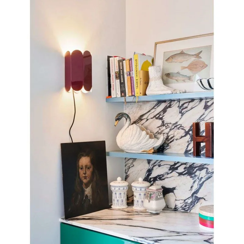 Arcs Switch Wandlamp Cobalt Blue von HAY – Produktfoto